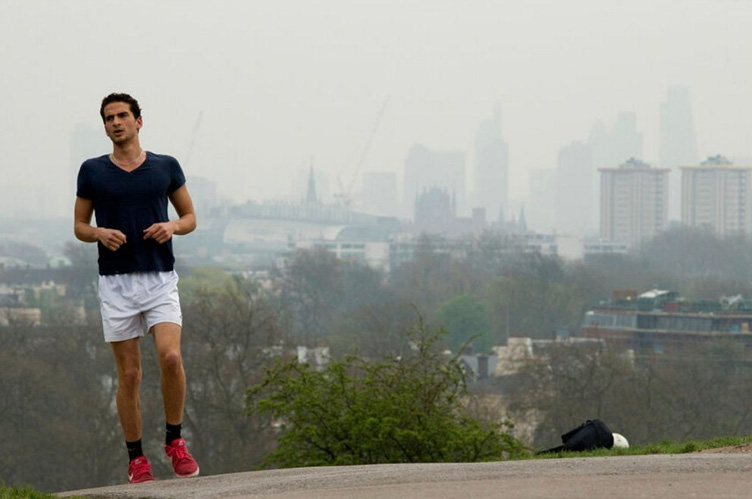تأثیرات آلودگی هوا بر میزان عملکرد هنگام دویدن