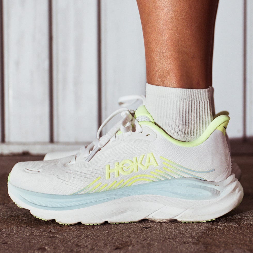 Hoka Clifton 11